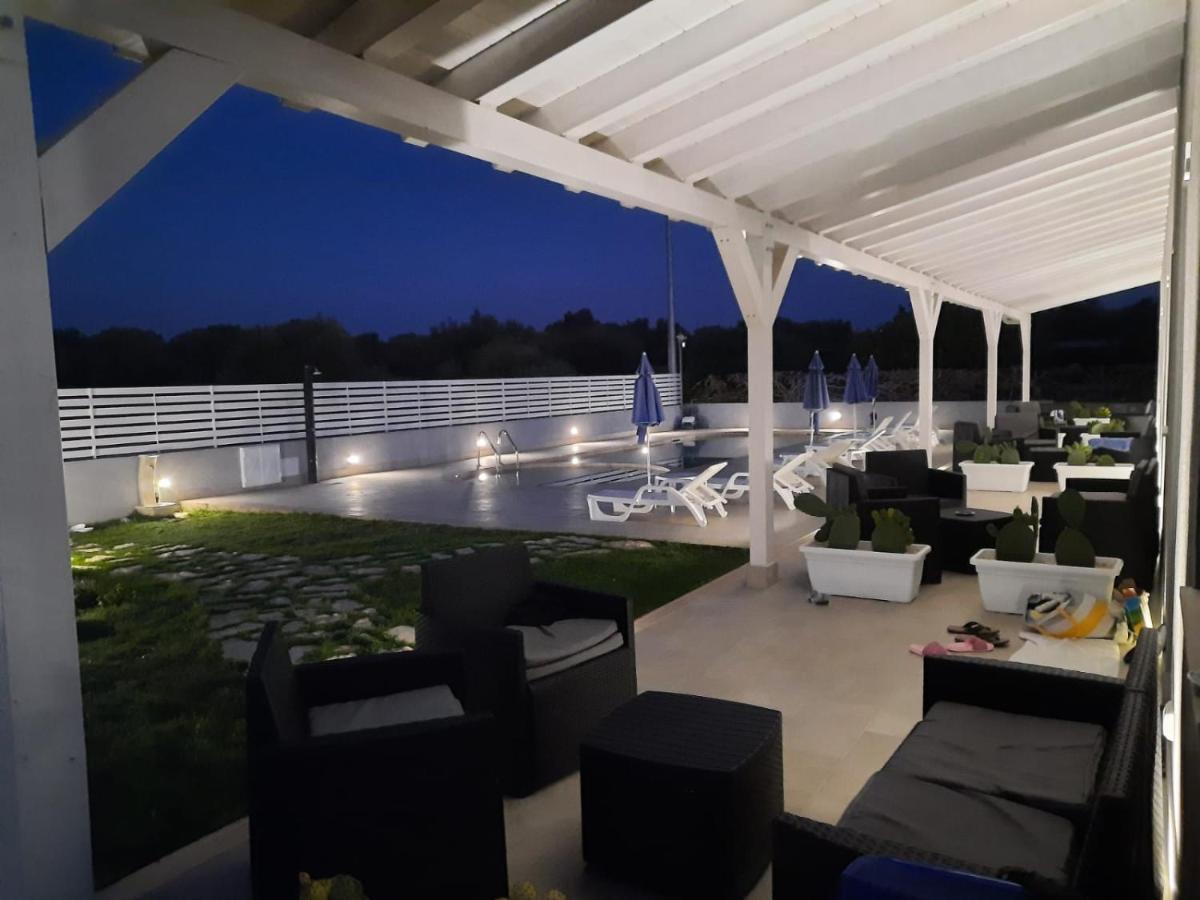 Perladelmare Aparthotel Avola Exterior photo